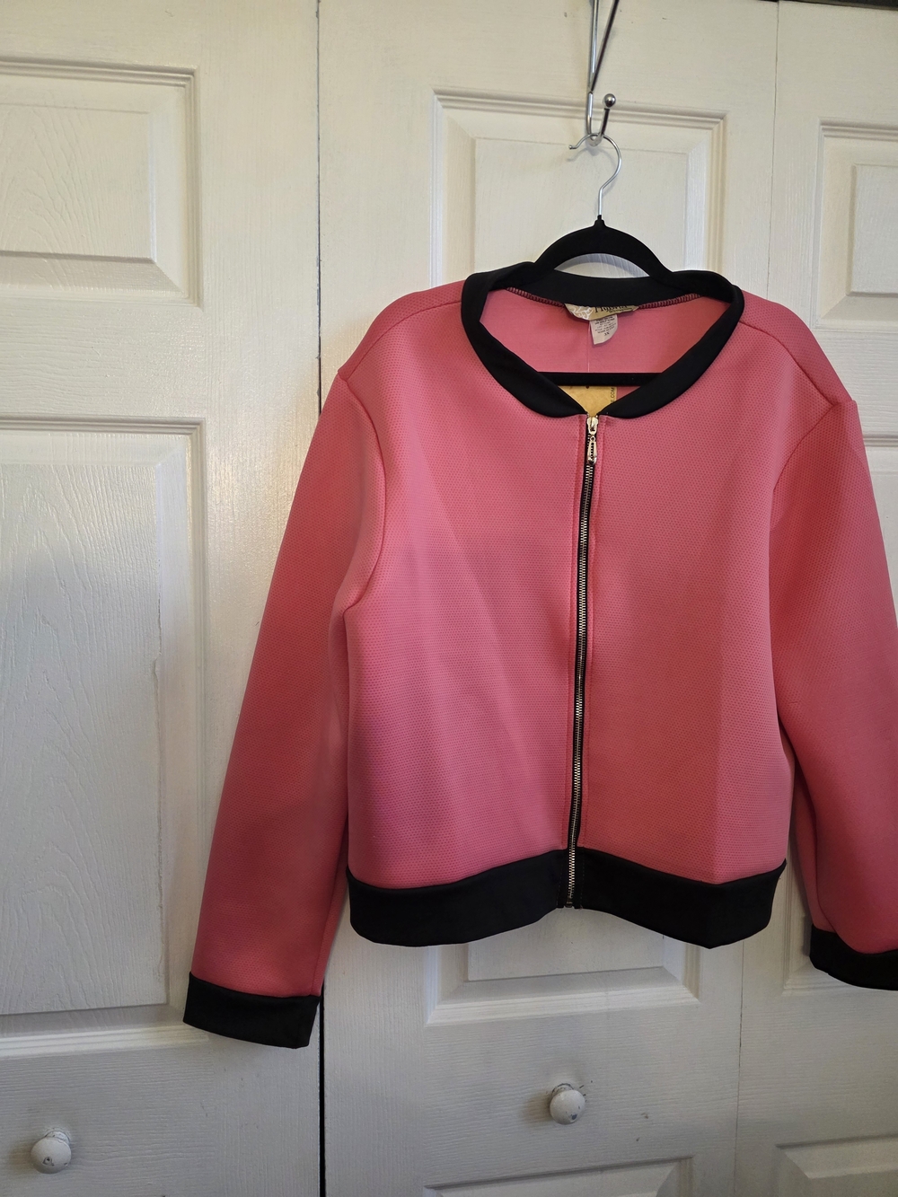 Hybrid & company Pink Bomber Jacket with Black Trim